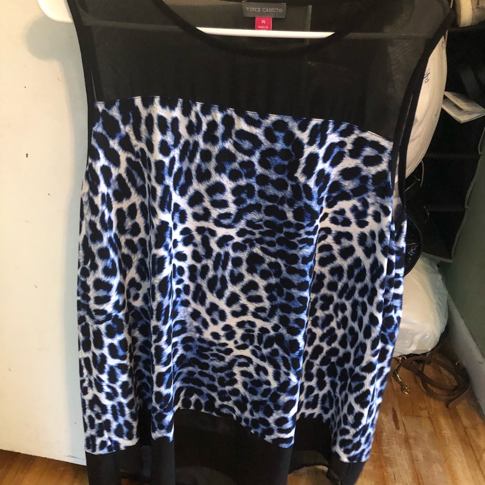 Sleeveless blouse cheetah pattern